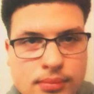 Meet your Posher, Logan